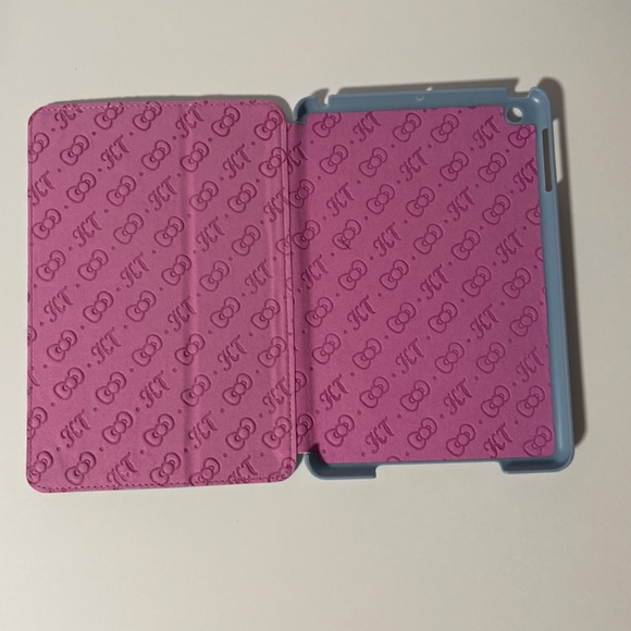 🍀 Hello Kitty Leather Case for iPad Mini - Blue Bow Generation 1/2/3 NEW 🍀 - Picture 4 of 7